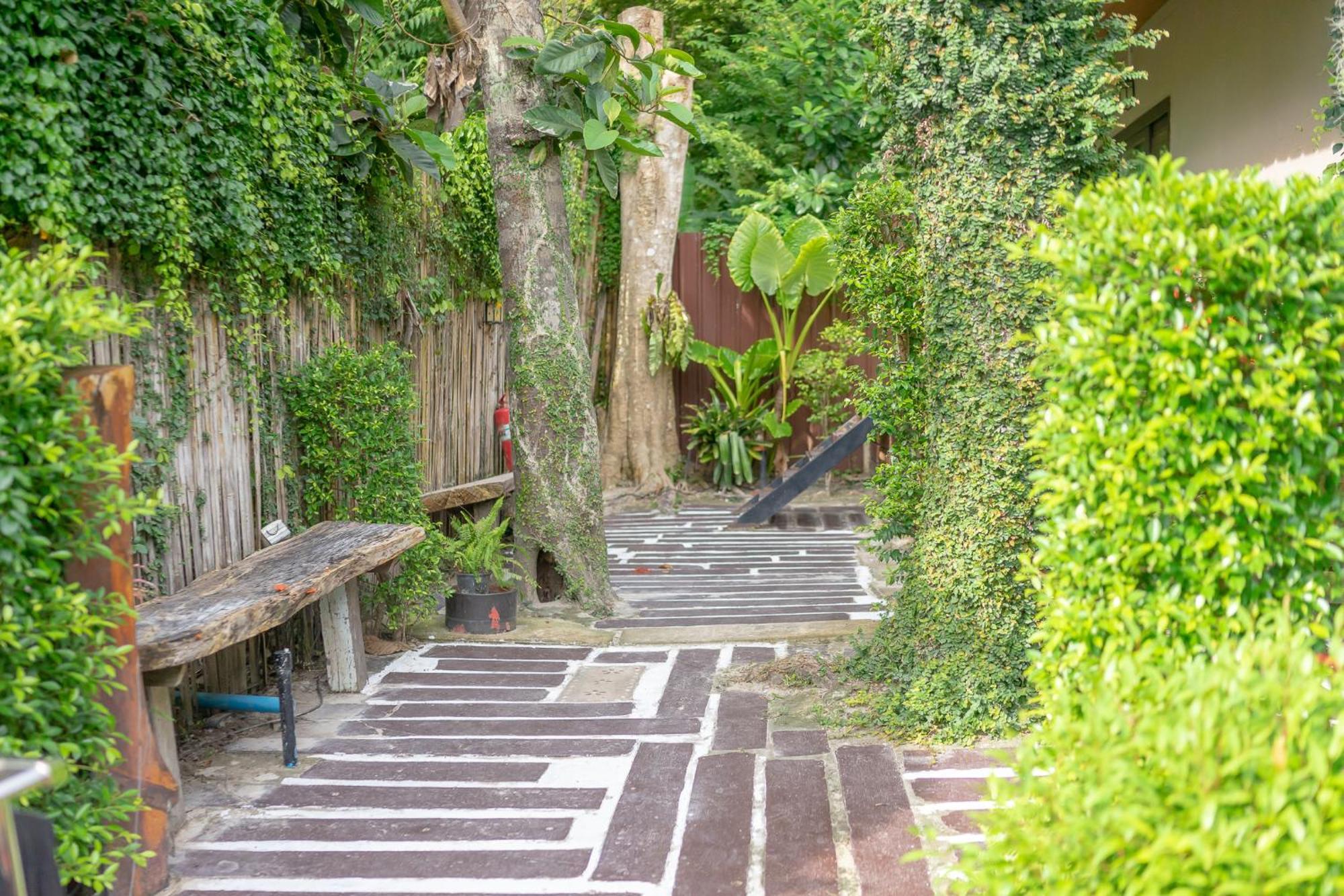 Good Mood Resort Koh Lipe Exterior foto